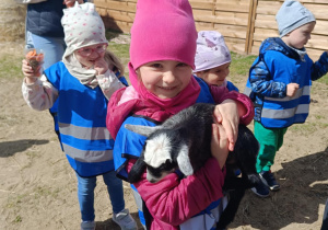 Wycieczka do mini zoo "Agrobanda"