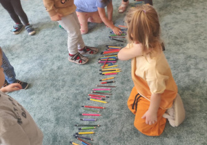 Tworzymy kredkową drabinkę