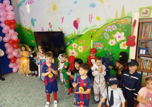 W karnawale same bale