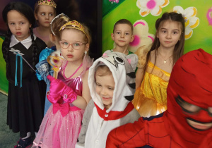 W karnawale same bale