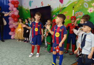 W karnawale same bale