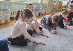 Zabawy matematyczno-ruchowe