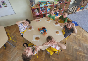 Mali kucharze w akcji, czyli zapachniało goframi!