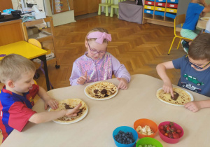 Słodkie Sushi z Naleśników